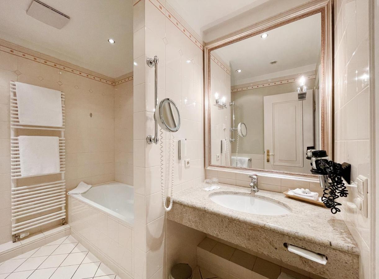 Romantik Hotel Kieler Kaufmann Экстерьер фото